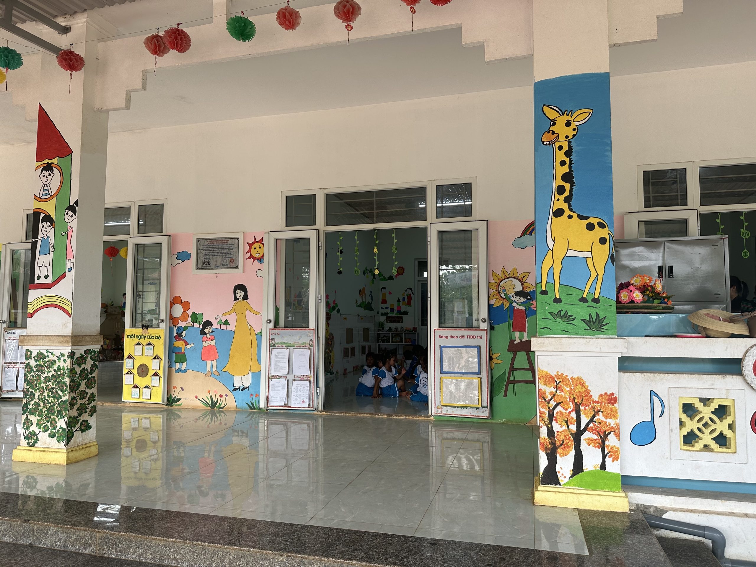 Vầng Kindergarten, Quảng Trị Province